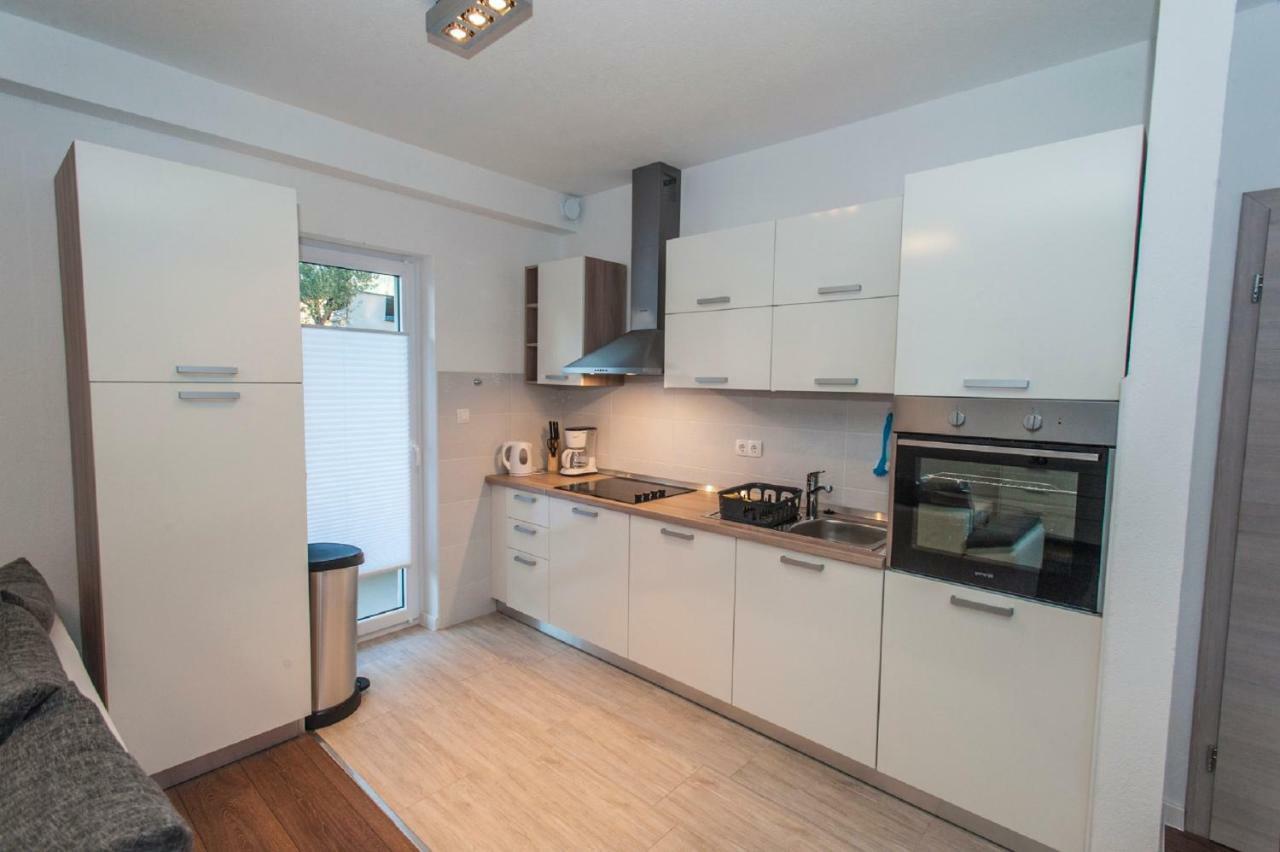 Arena Apartment 5-Stars Premium-Accommodation Makarska Buitenkant foto